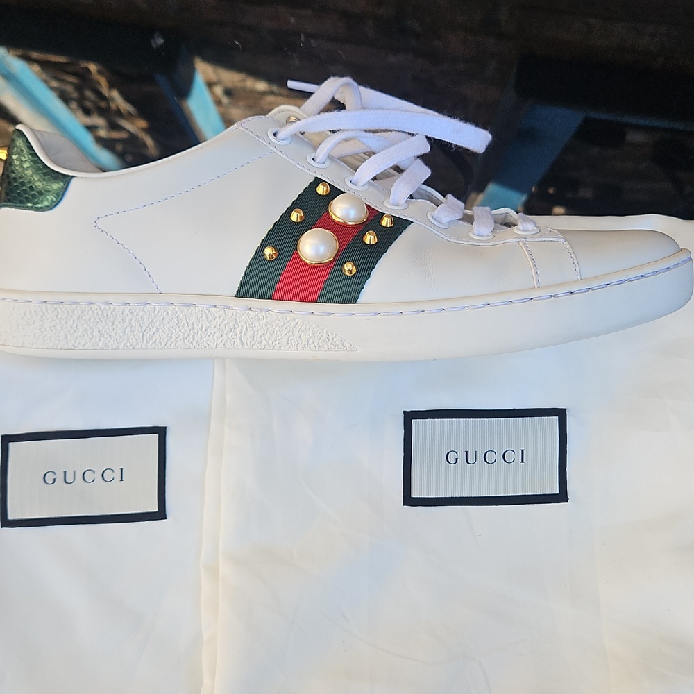 Gucci Ace White Calfskin Pearl & Spike Sneakers Sz. 38 1/2 - Picture 12 of 12